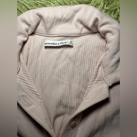 Abercrombie & Fitch Knit Shirt Dress - Picture 6 of 7